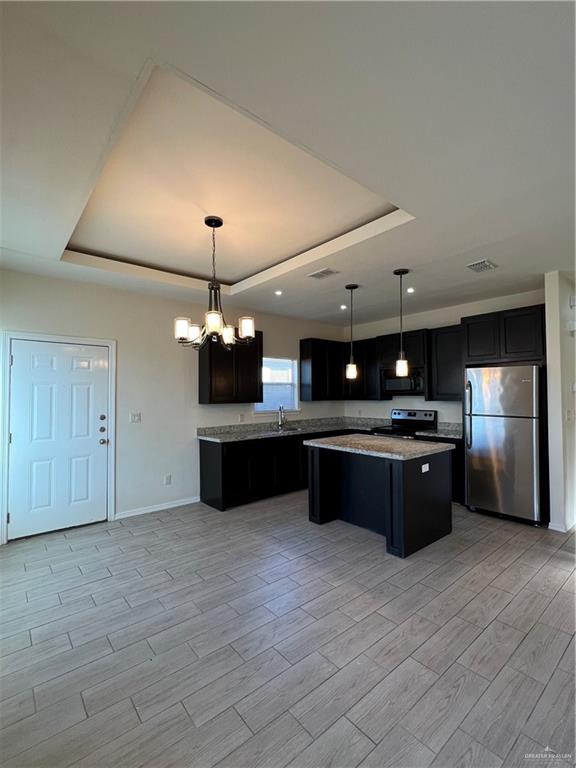 Photo 3 of 209 Teak Drive