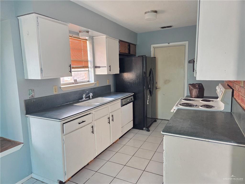 Photo 6 of 125 Tamarack Avenue