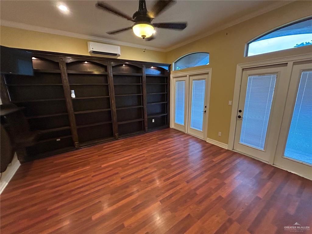 Photo 5 of 3508 Monserat Drive