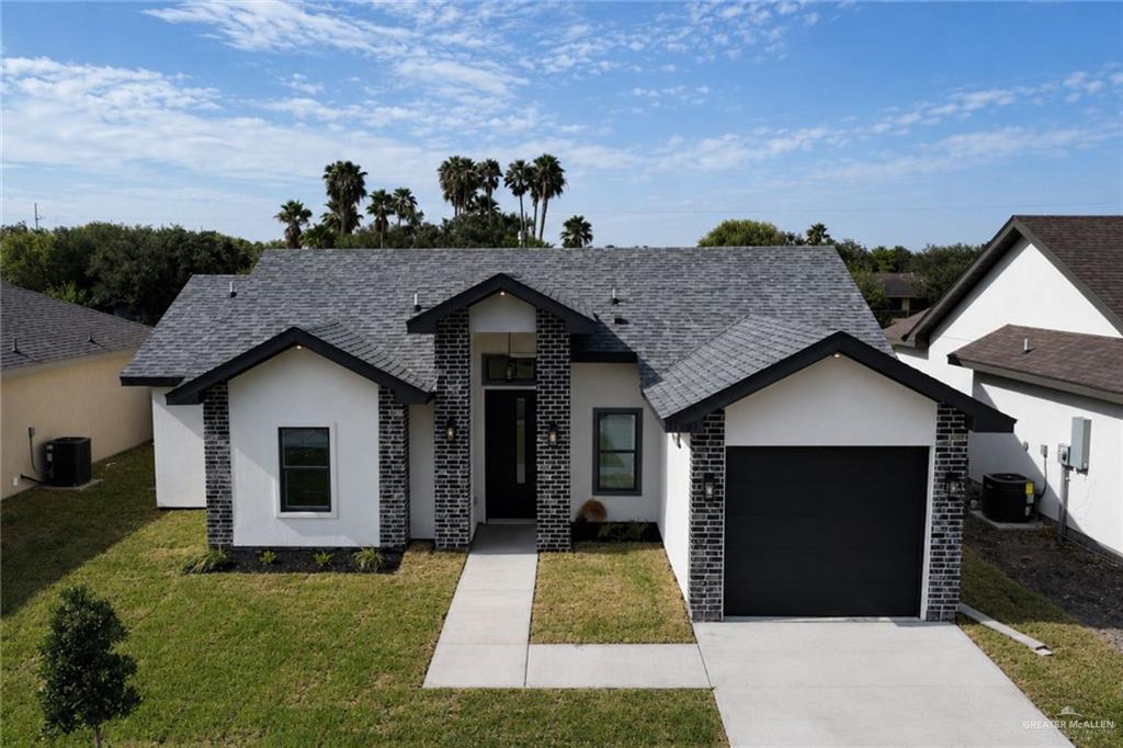 Photo 16 of 17993 Spruce Street