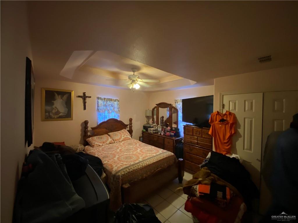 Photo 7 of 1403 White Rock Street
