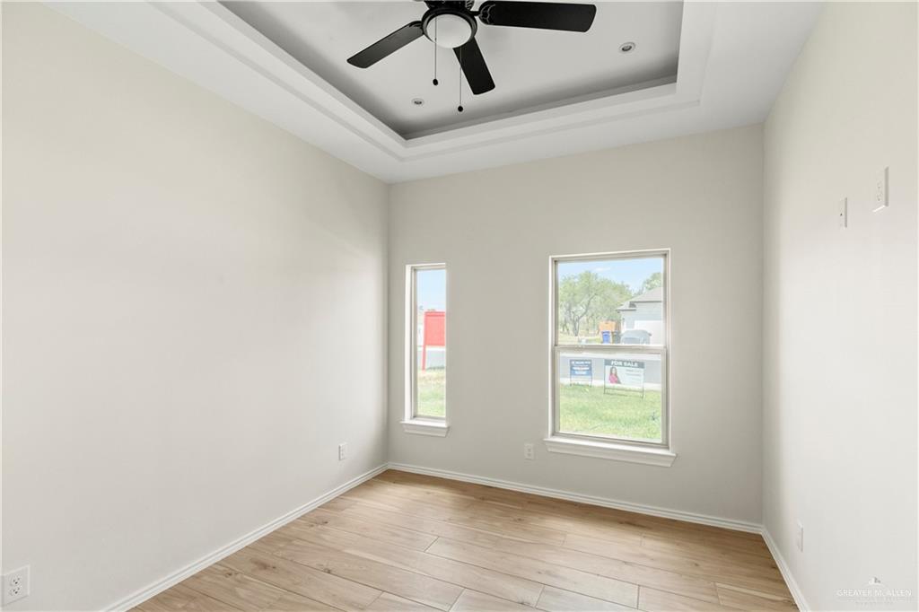 Photo 11 of 4309 Xenops Avenue