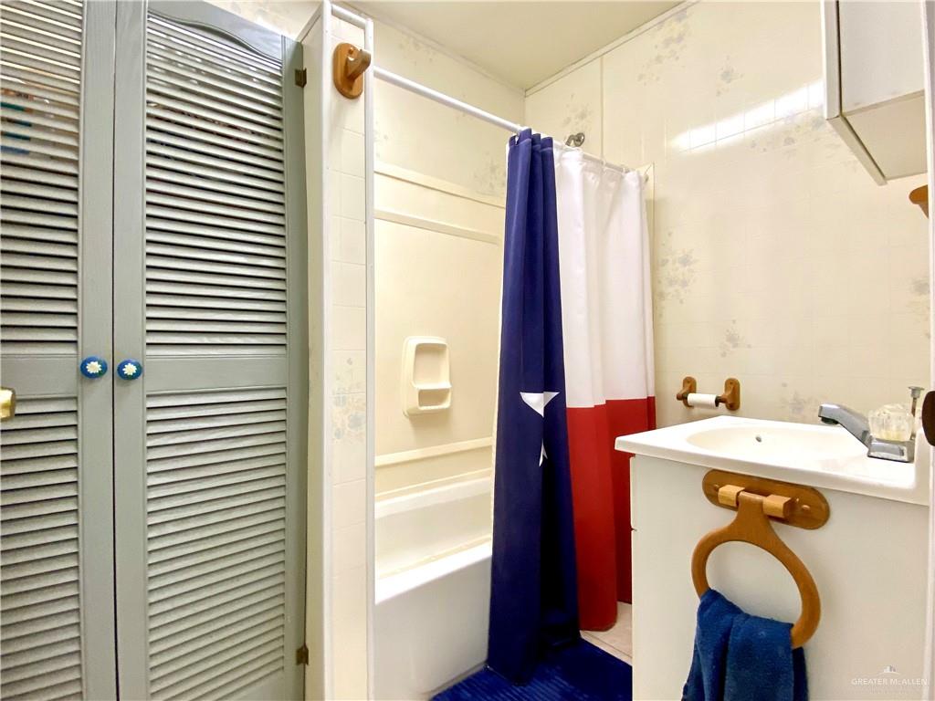 Photo 15 of 2509 Bogey Drive
