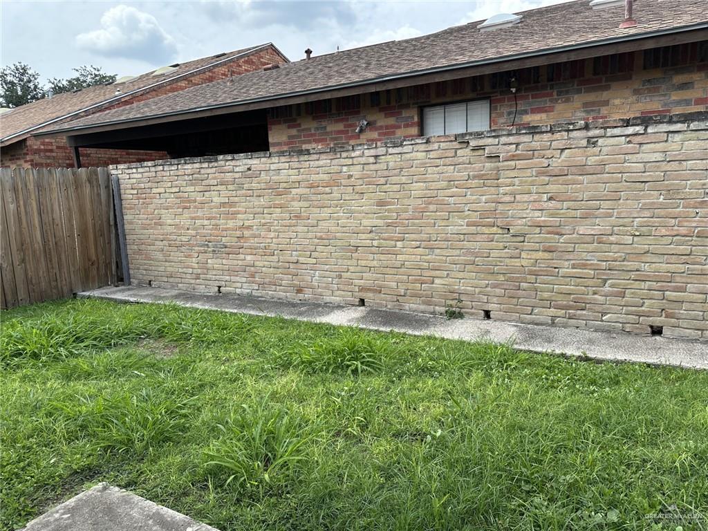 Photo 39 of 700 Iris Avenue