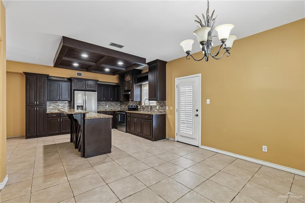 Photo 7 of 3214 Black Oak Lane