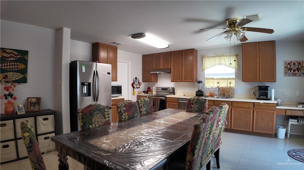 Photo 6 of 3908 Redbird Avenue