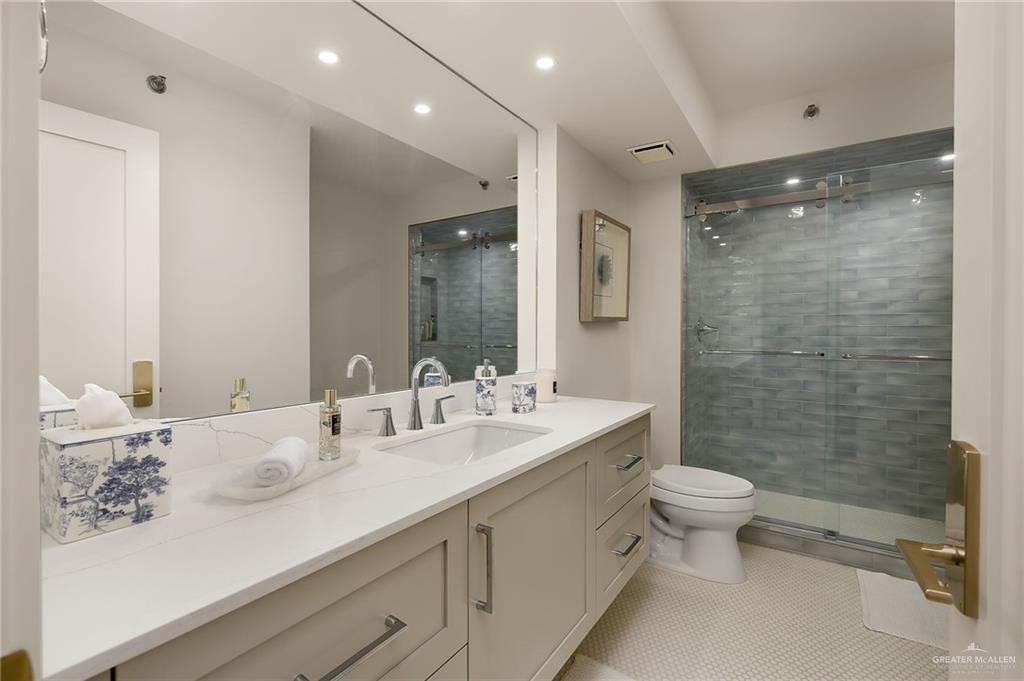 Photo 18 of 334 Padre Boulevard #1700