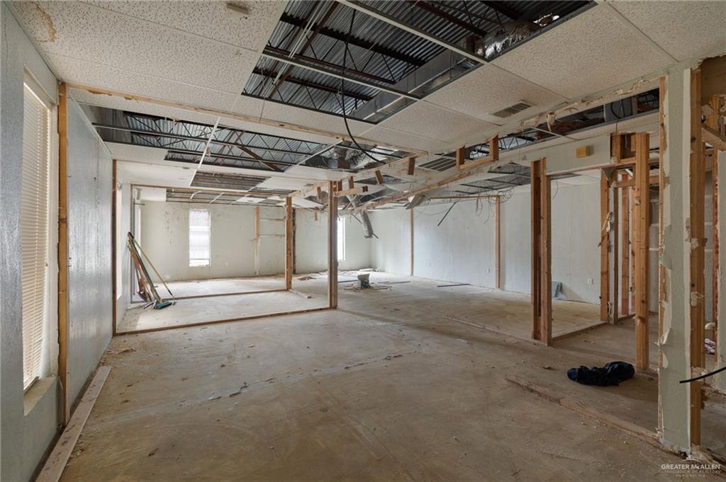 Photo 4 of 419 Nolana Avenue #B