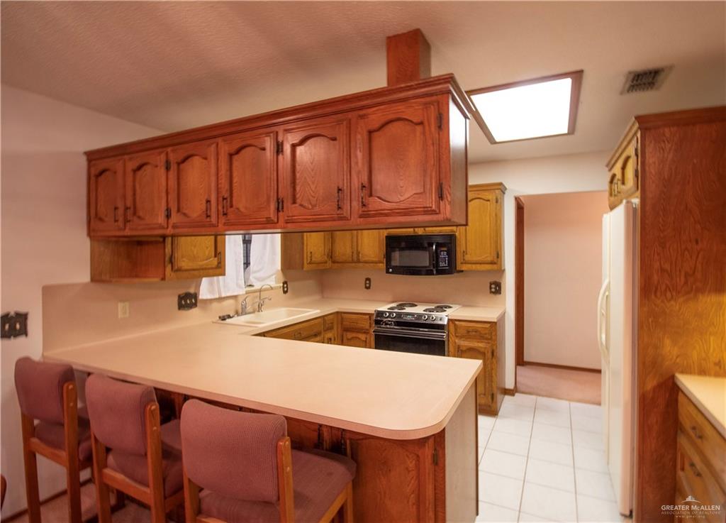 Photo 6 of 2713 Rhett Drive