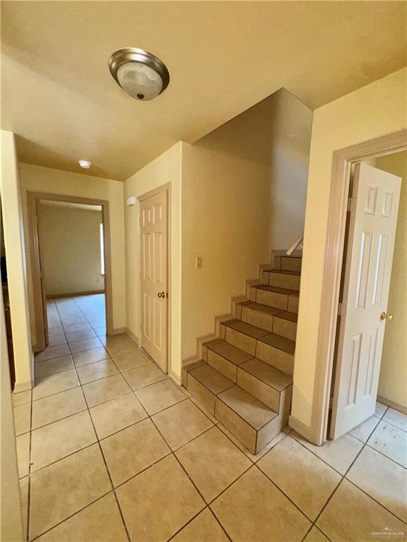 Photo 9 of 901 Caffery Avenue #2