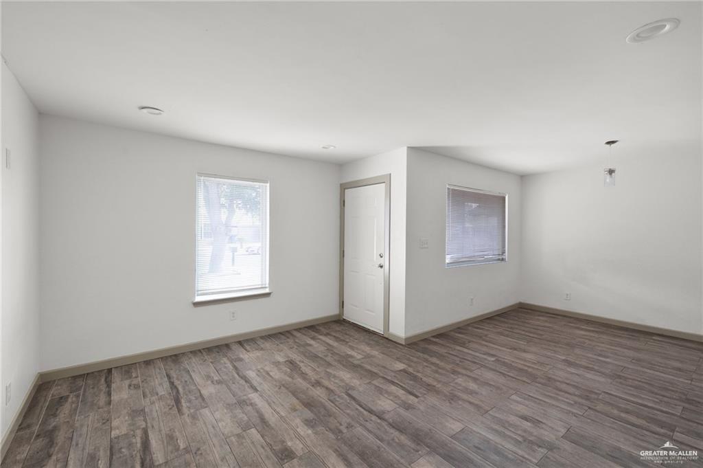 Photo 3 of 2120 Grambling Avenue