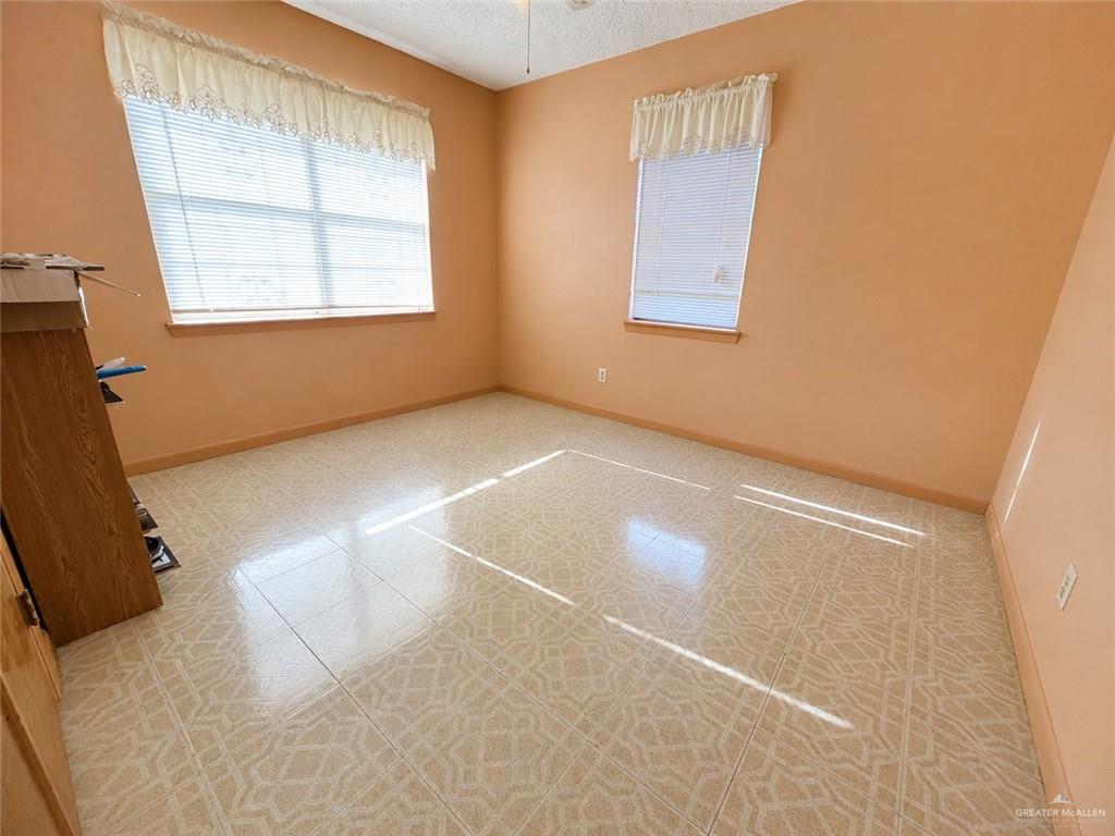 Photo 12 of 1622 Raul Longoria Road