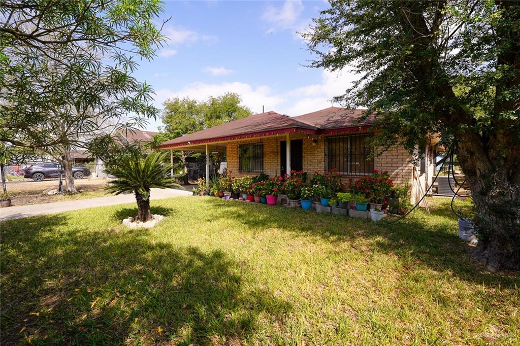 Photo 4 of 2803 Minnie Avenue
