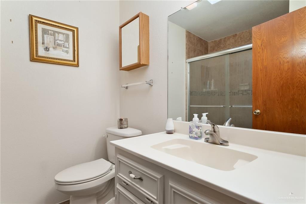 Photo 7 of 2602 Ashley Drive