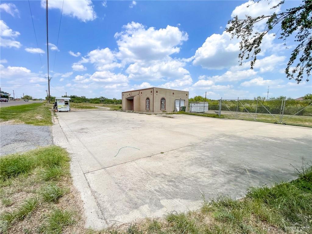 Photo 3 of 2071 FM 755
