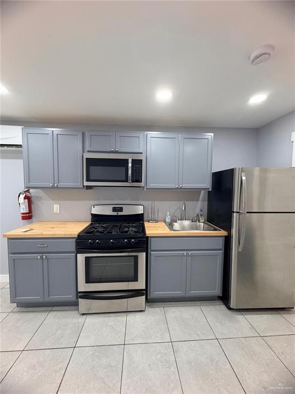 Photo 5 of 1714 Jasmine Avenue #2