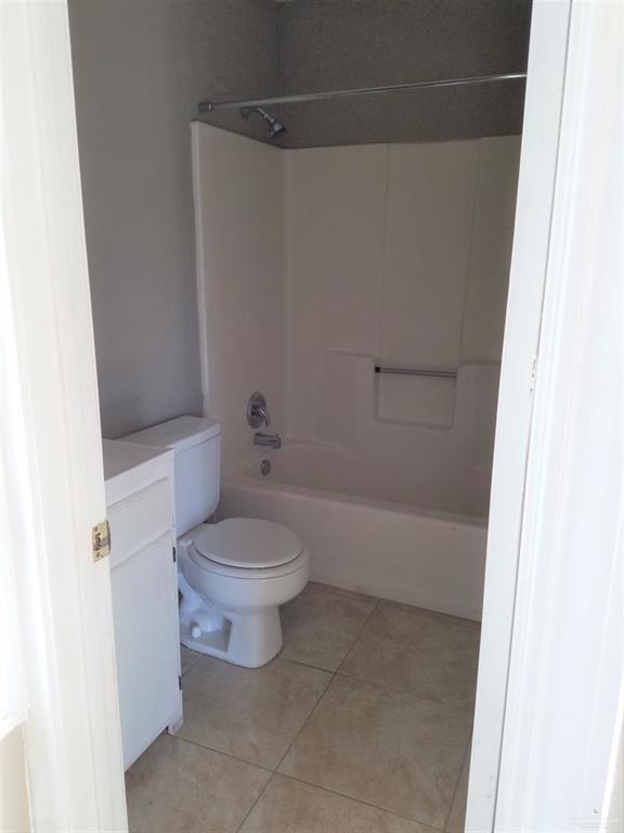 Photo 6 of 1803 Washington Avenue #8