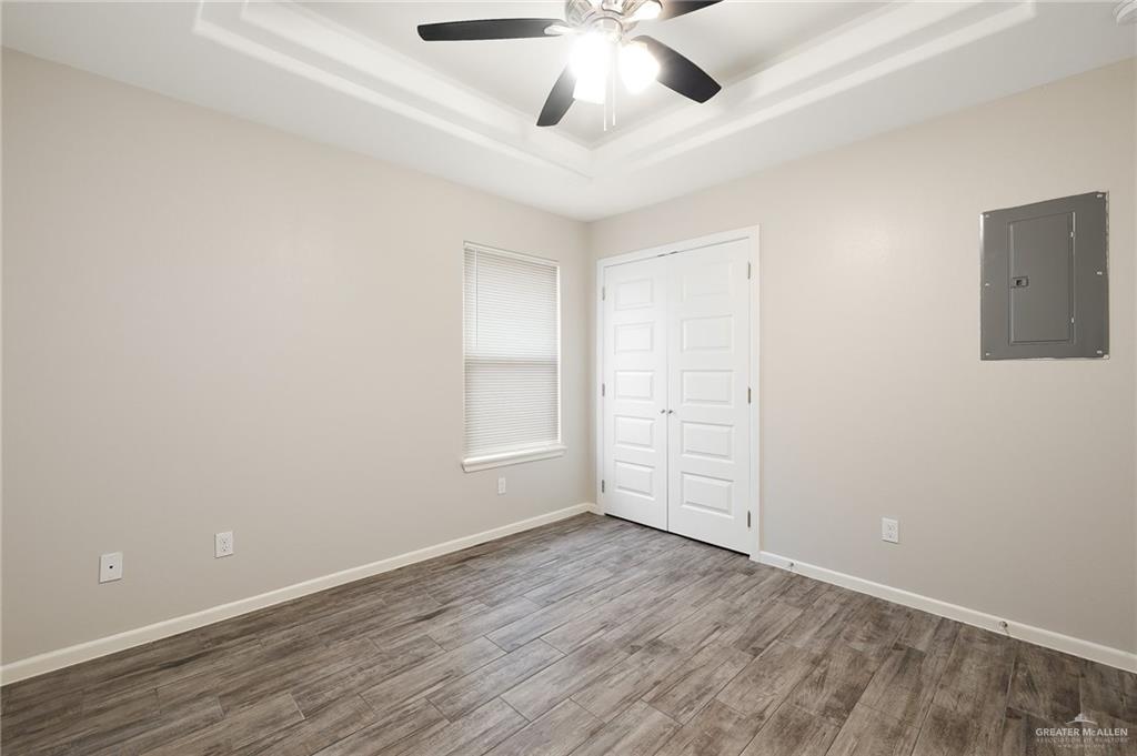 Photo 10 of 1409 Alta Vista Drive