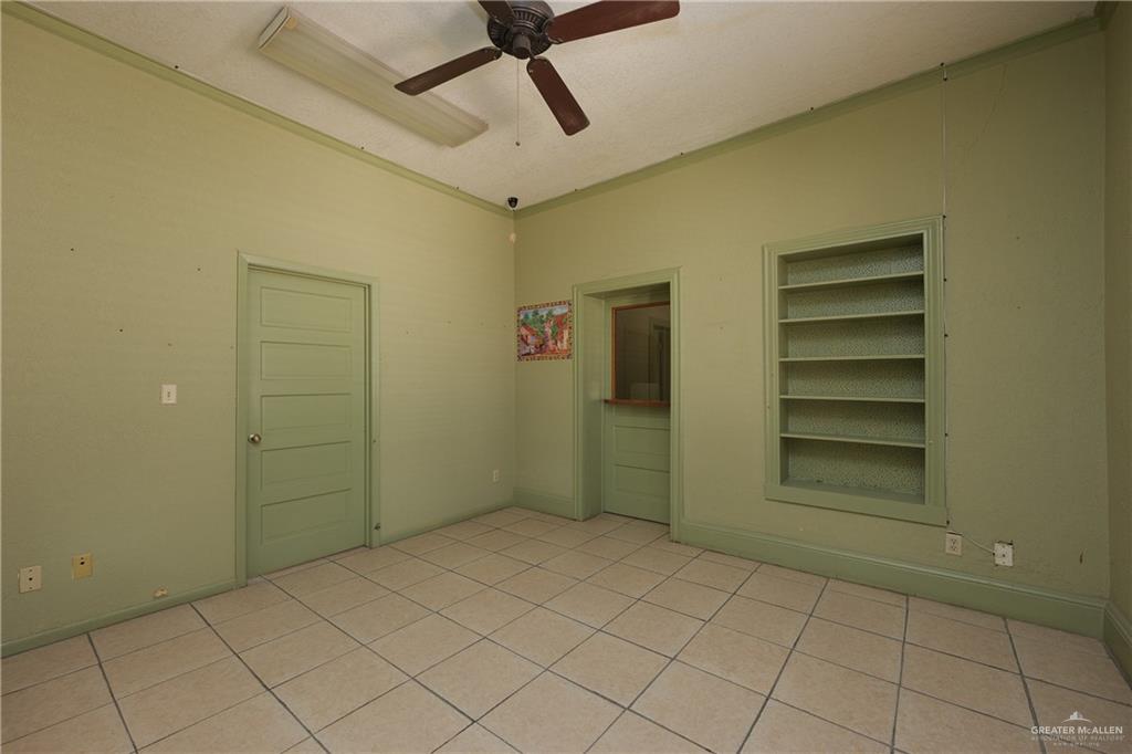 Photo 13 of 115 Britton Avenue