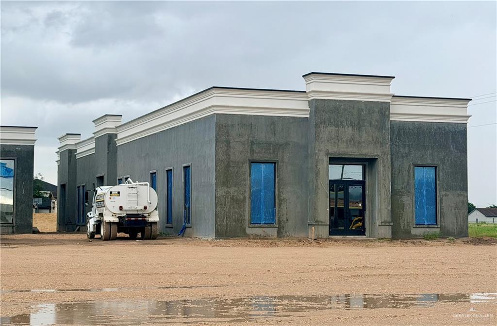 Photo 2 of 1801 Veterans Boulevard #6