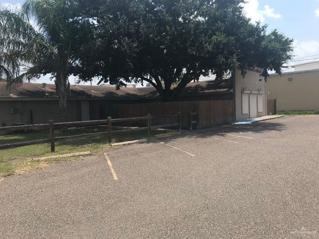 Photo 10 of 615 Aster Street
