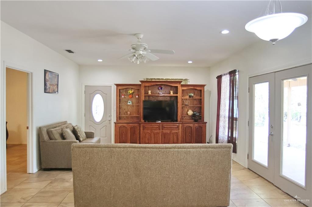 Photo 8 of 32965 FM 2925
