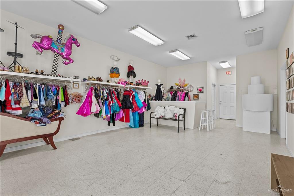 Photo 19 of 9620 Devan Drive