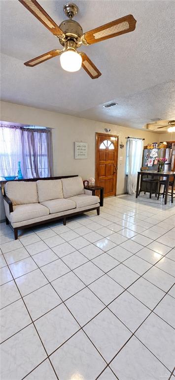 Photo 4 of 2117 Washington Avenue