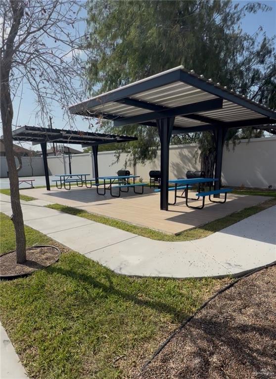 Photo 17 of 4209 Heron Avenue