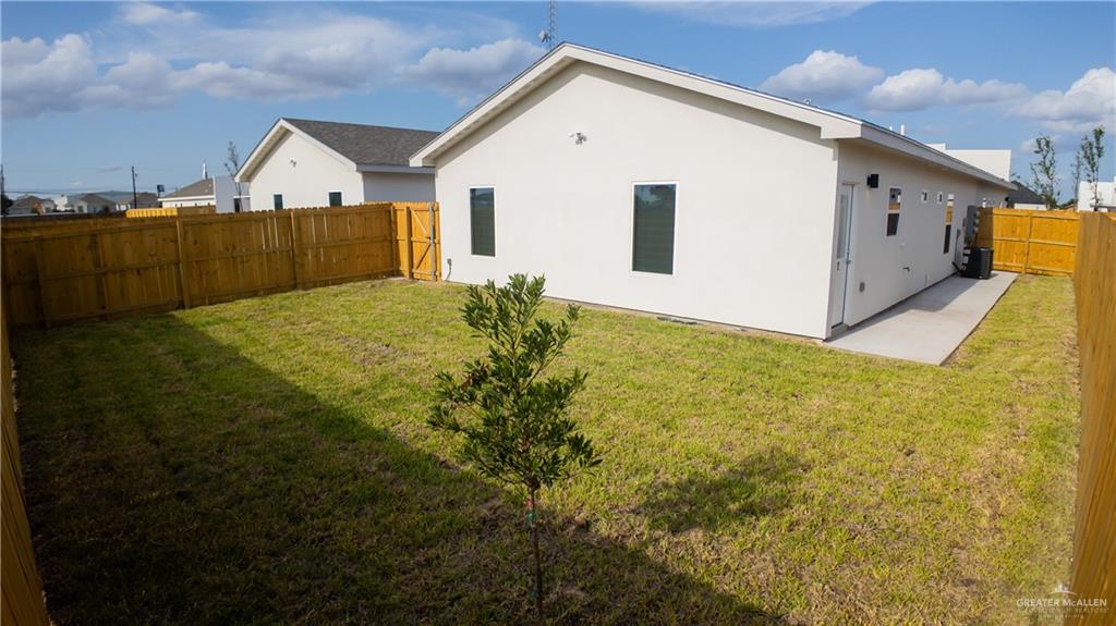 Photo 8 of 707 Deanne Drive