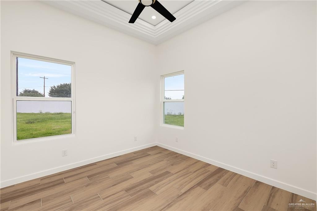 Photo 11 of 1100 Lorelai Drive