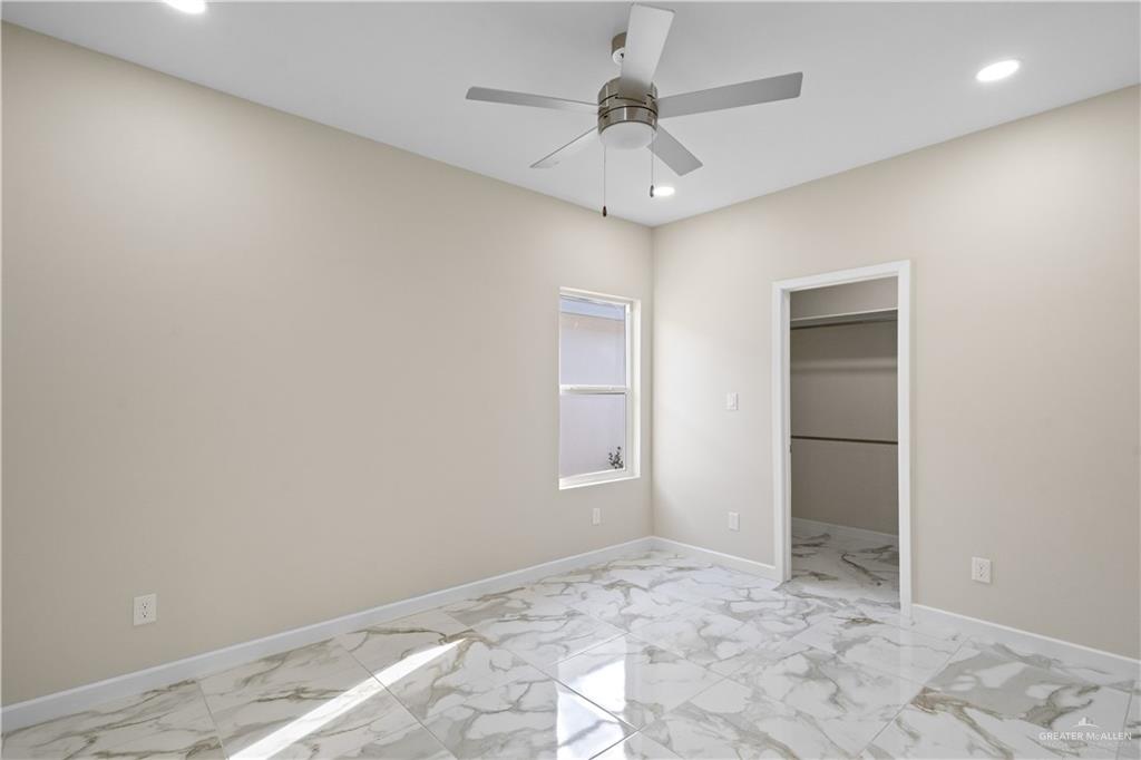 Photo 8 of 409 Onyx Drive