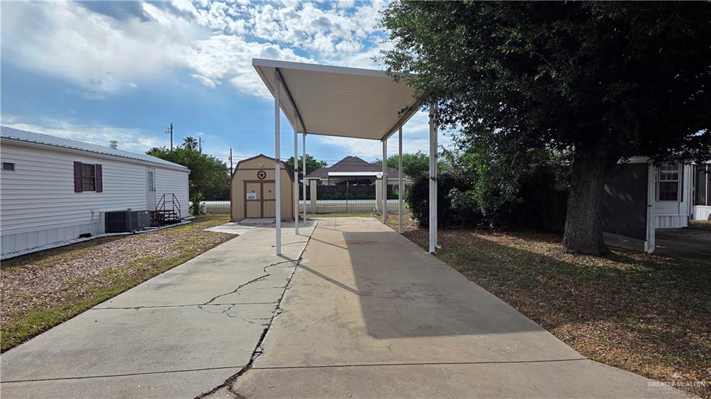Photo 1 of 2524 Bobolink Circle, Palmview