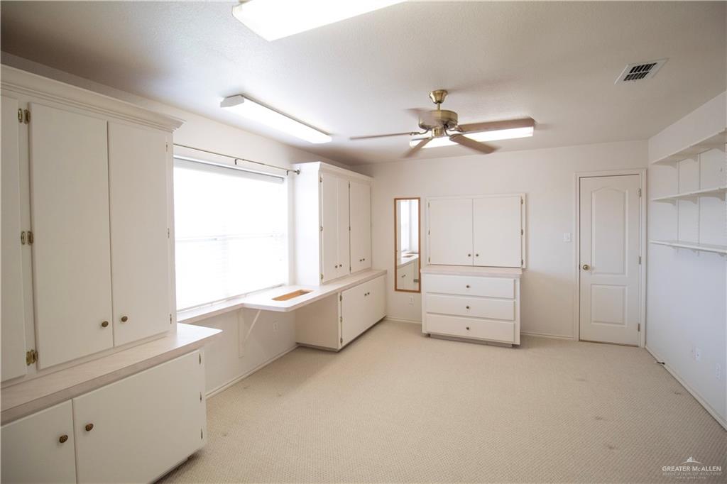 Photo 16 of 1224 Peking Street