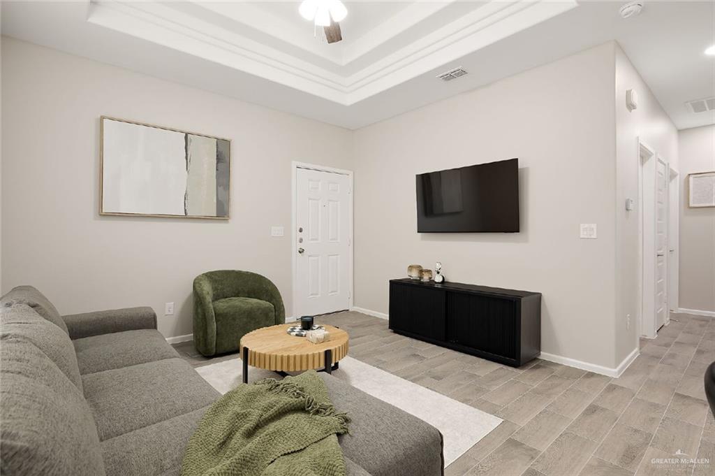 Photo 6 of 2805 Harrison Avenue #2