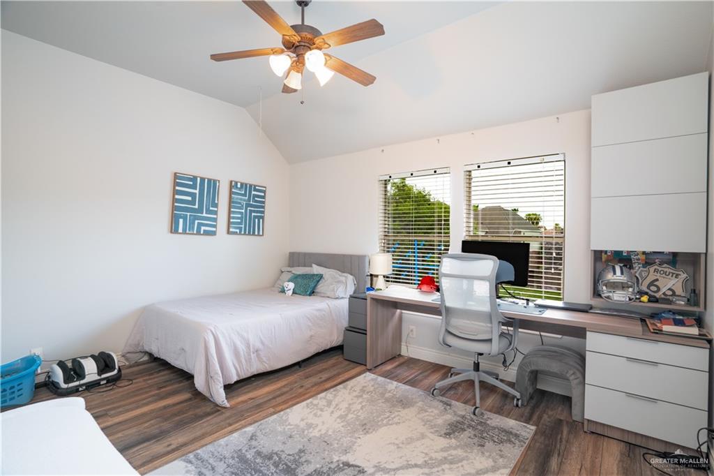 Photo 31 of 2504 Santa Paula