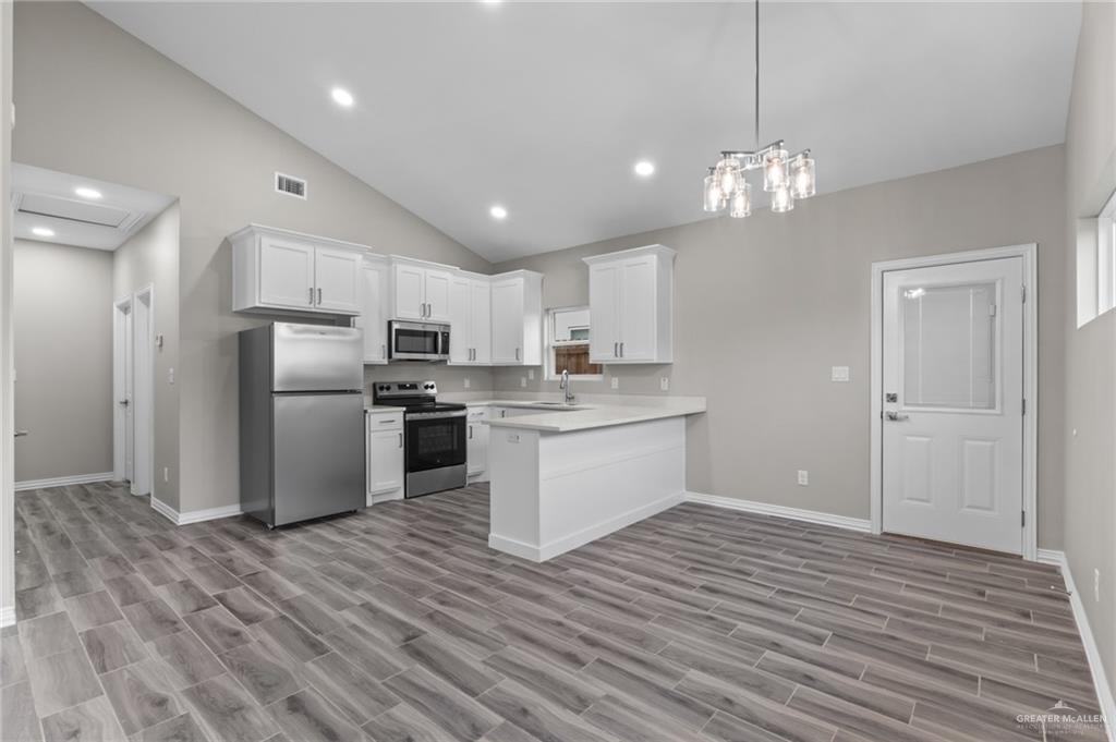 Photo 4 of 2604 Brownjay Street #2