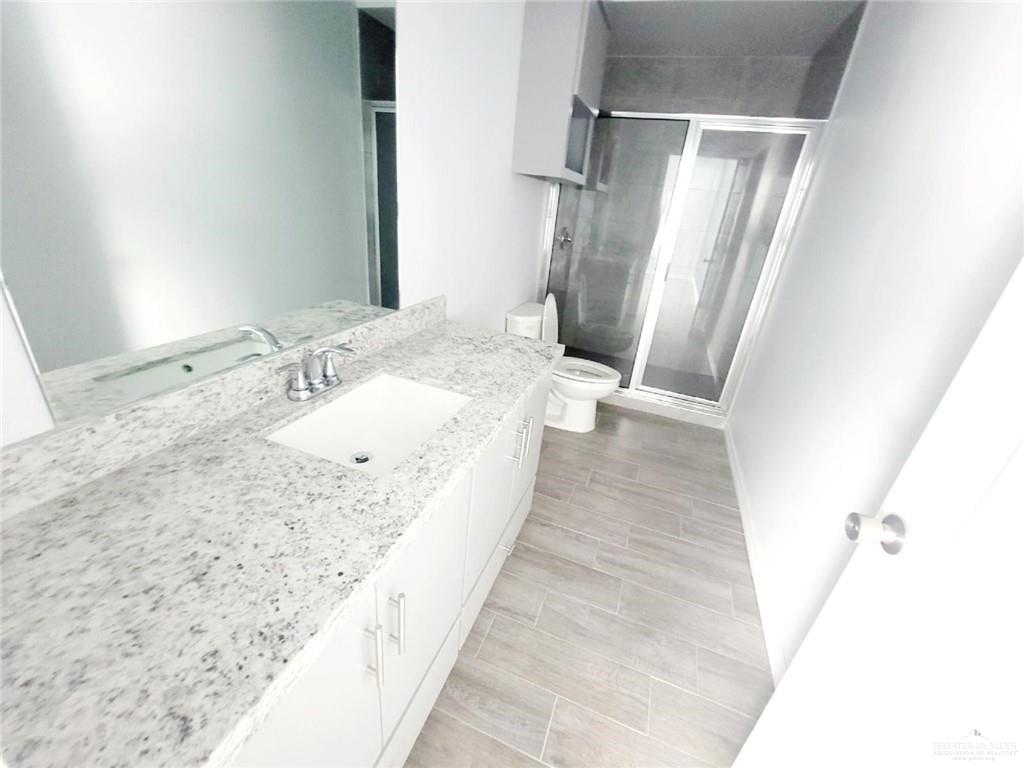 Photo 13 of 2812 Rosemary Drive #2