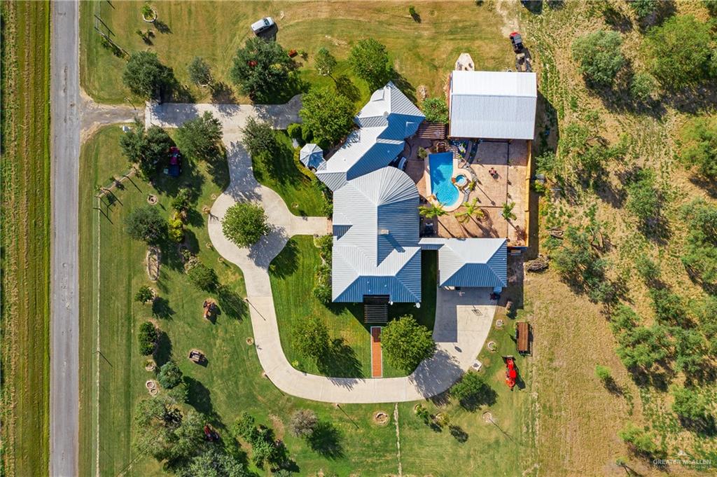 Photo 29 of 2628 Chapin Road