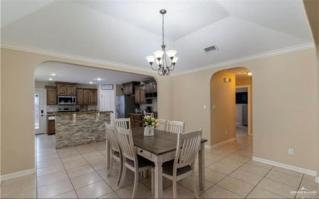 Photo 6 of 4517 Quail Avenue