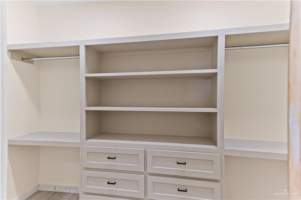 Photo 9 of 302 Barcelona Drive