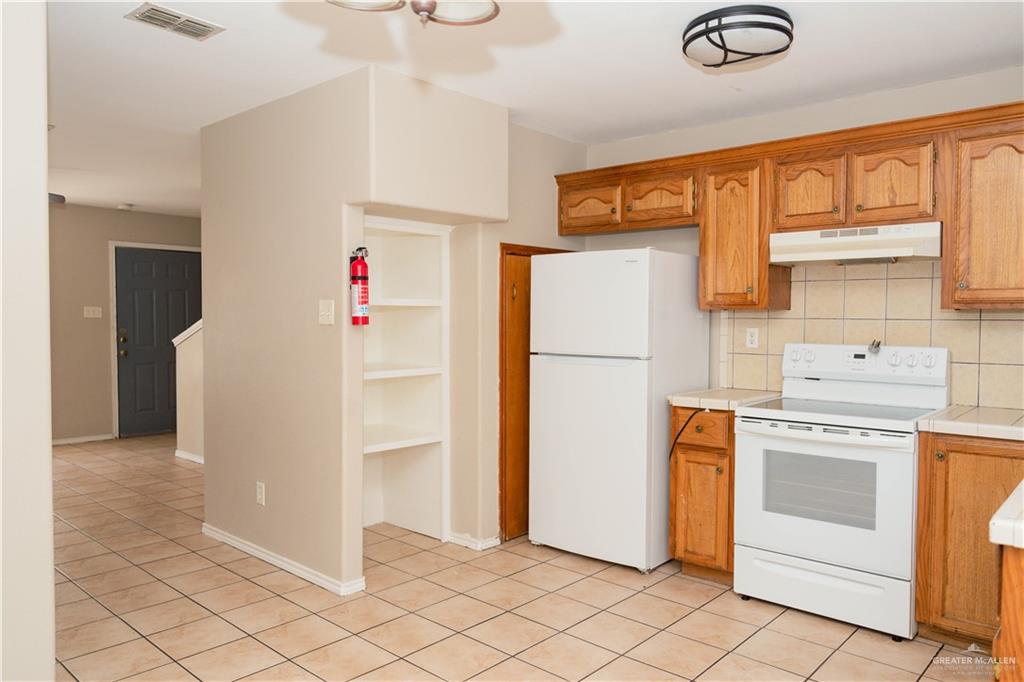 Photo 5 of 4308 Kings Drive