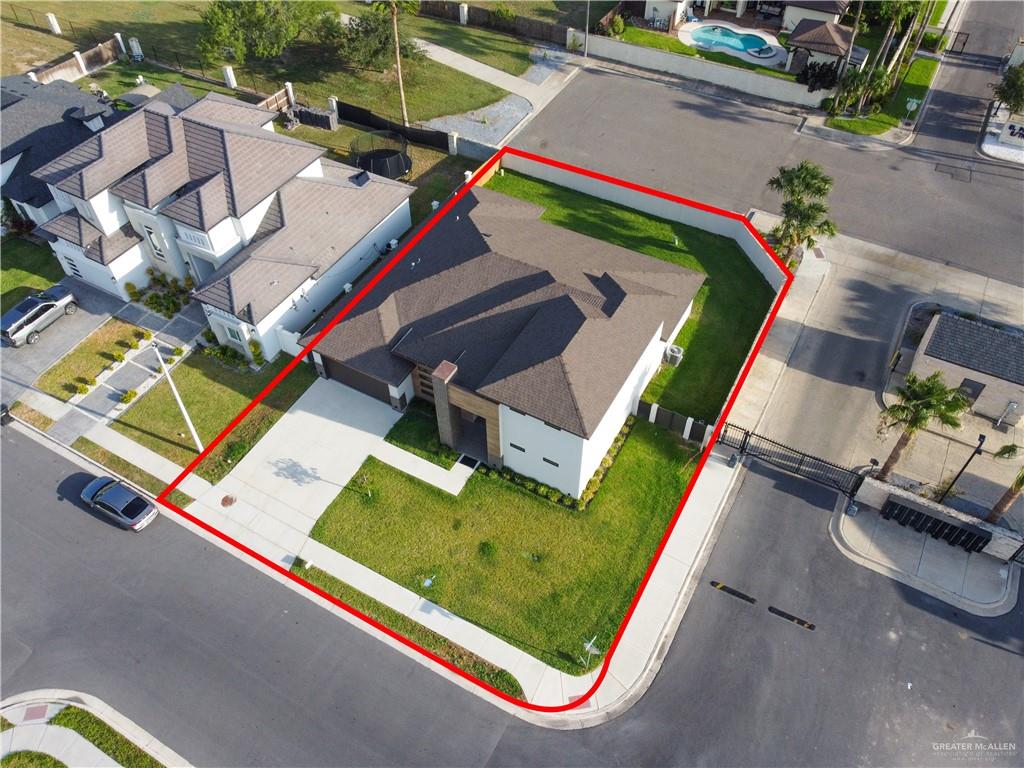 Photo 32 of 3421 Vendome Drive