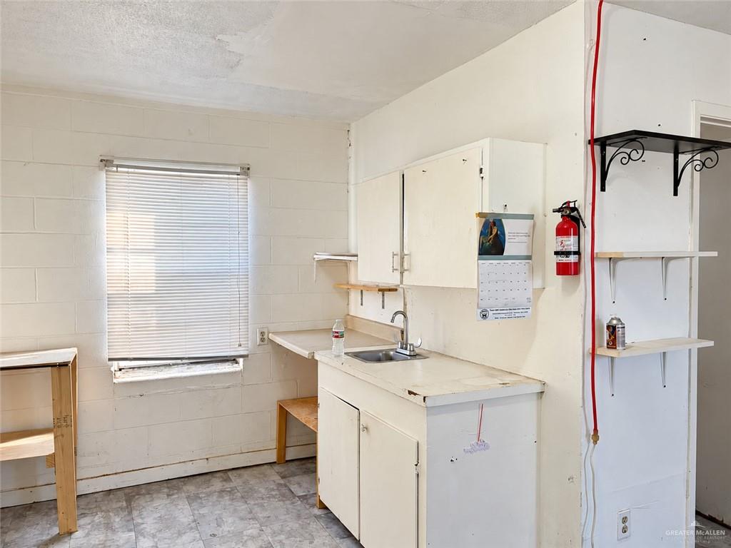 Photo 6 of 130 Texas Avenue #1
