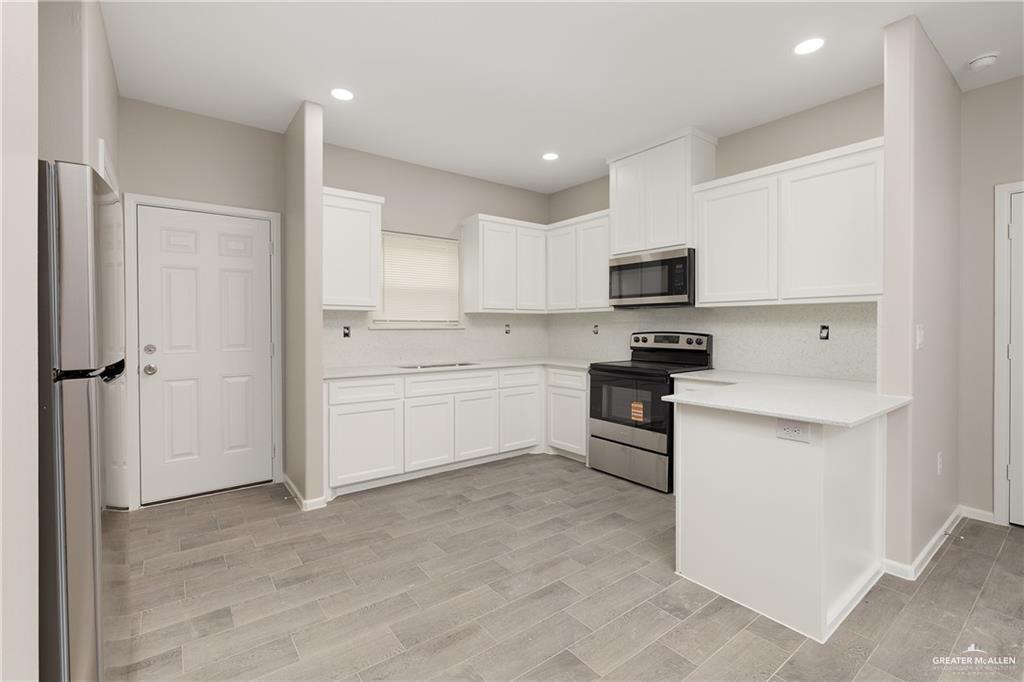 Photo 25 of 2704 Harrison Avenue #1