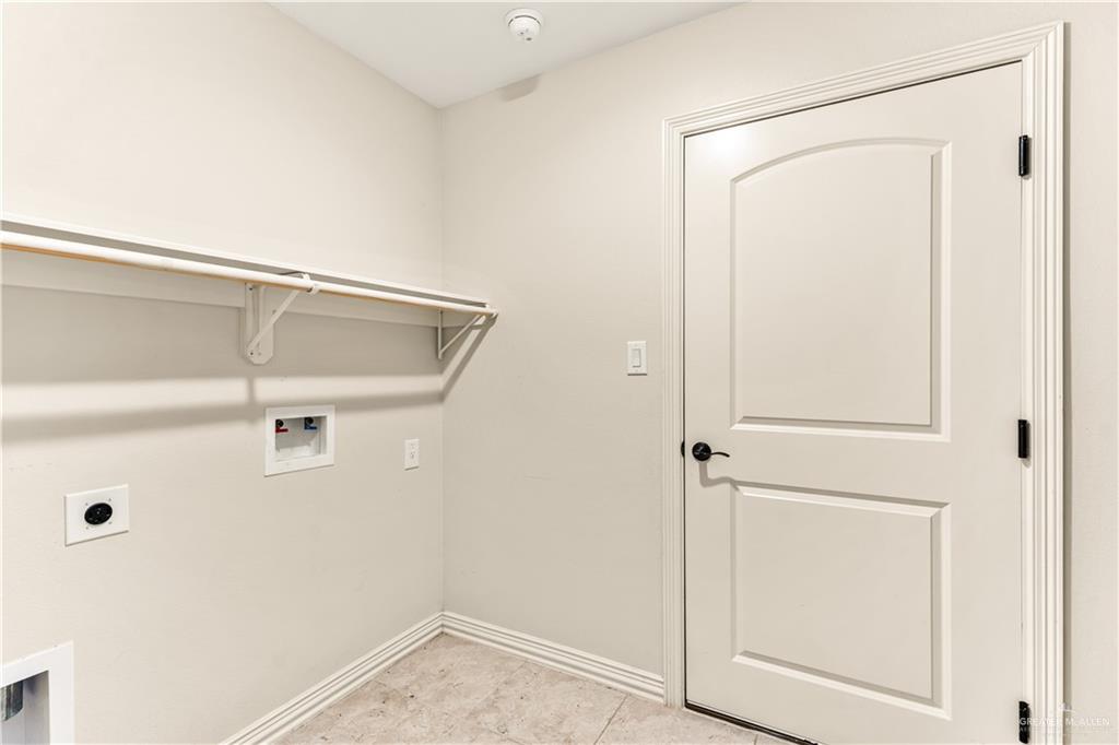 Photo 15 of 2111 26th Street