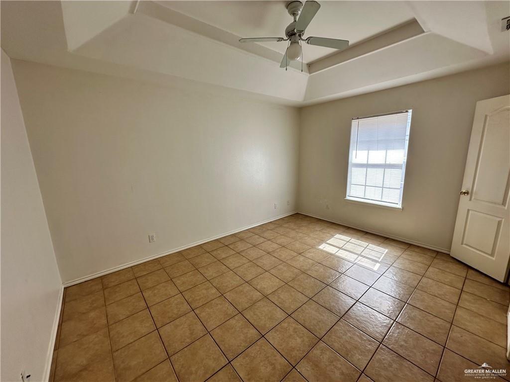 Photo 9 of 613 La Mancha Drive