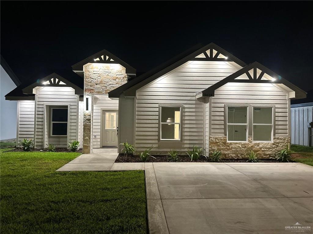 Photo 2 of 3614 Satelite Street