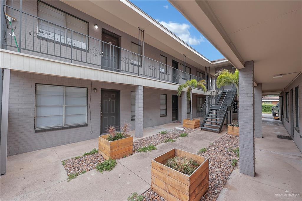 Photo 4 of 1108 Fern Avenue