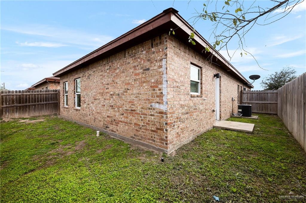 Photo 11 of 3707 Valeria Street #3